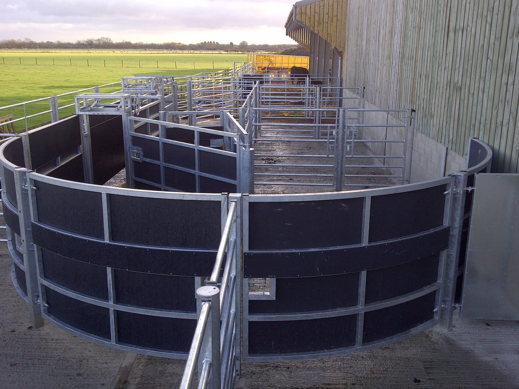 stokbord sheet used to create cattle fencing